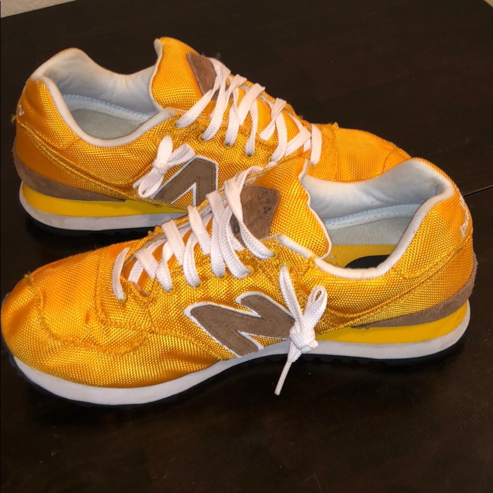 Yellow/Orange New Balances 574 !!!